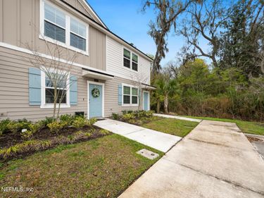 8415 ZENITH Circle, Jacksonville, FL 32256