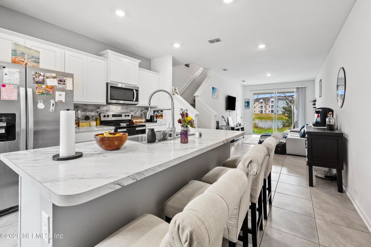 8415 Zenith Circle, Jacksonville, FL 32256 Photo