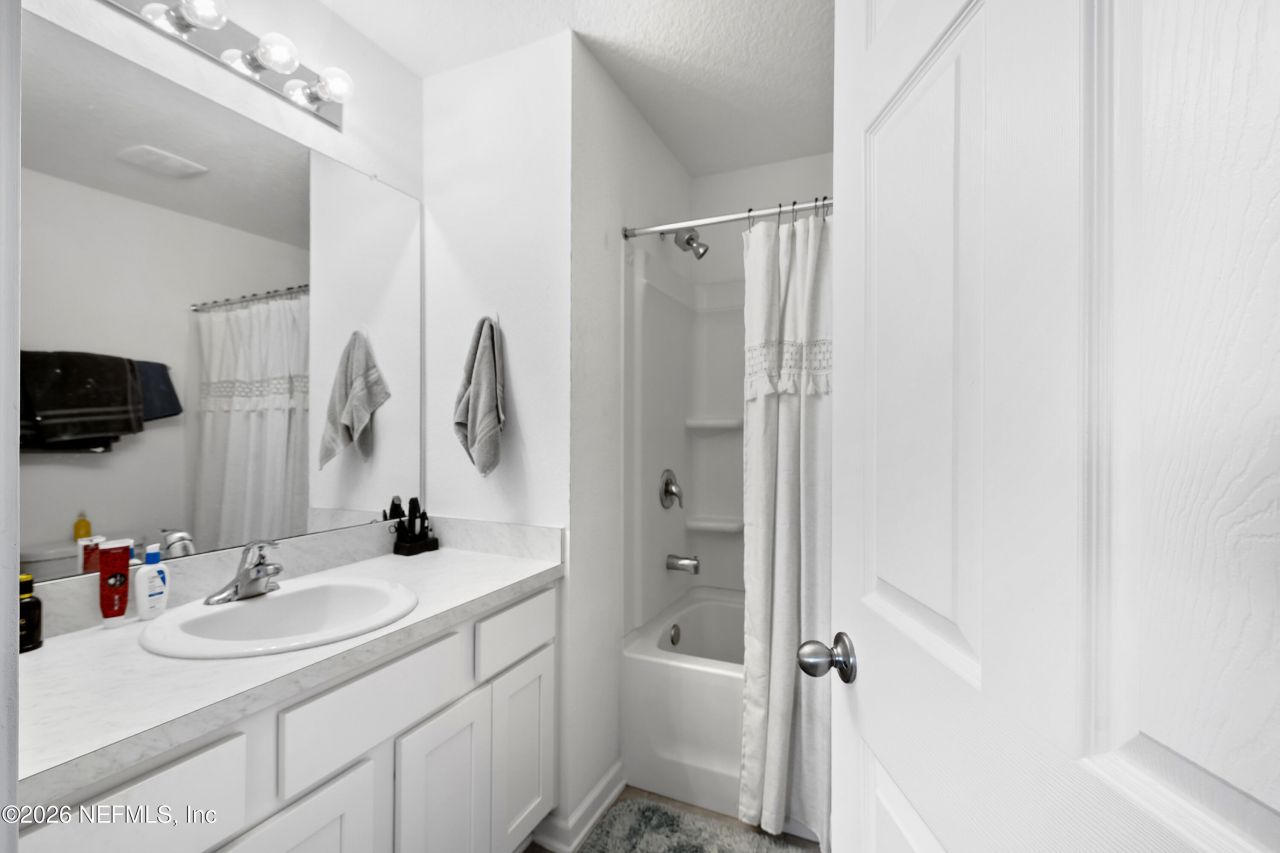 8415 Zenith Circle, Jacksonville, FL 32256 Photo