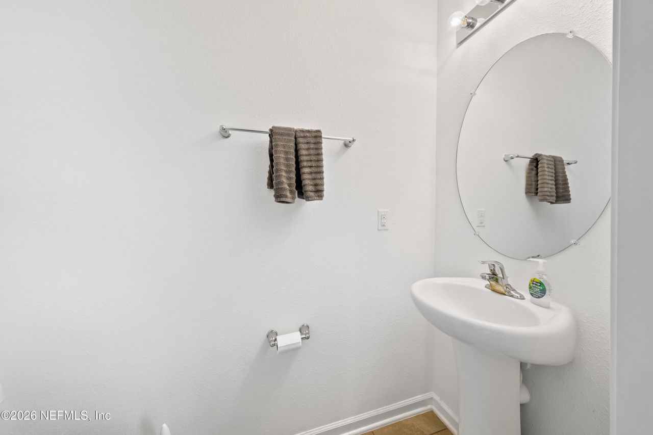 8415 Zenith Circle, Jacksonville, FL 32256 Photo