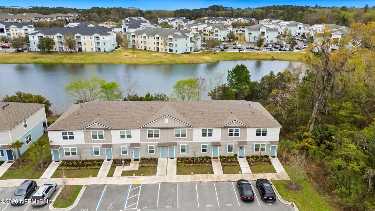 8415 Zenith Circle, Jacksonville, FL 32256 Photo