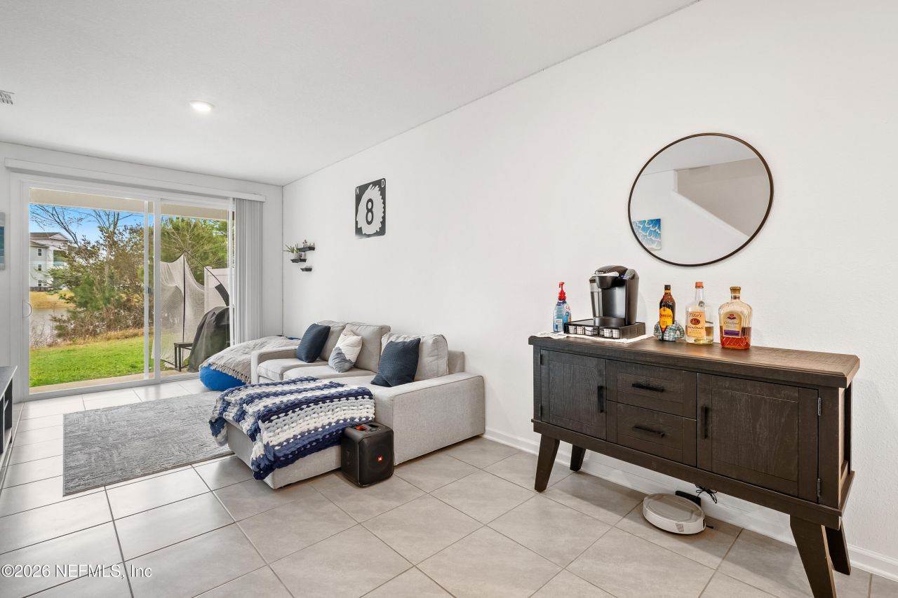 8415 Zenith Circle, Jacksonville, FL 32256 Photo