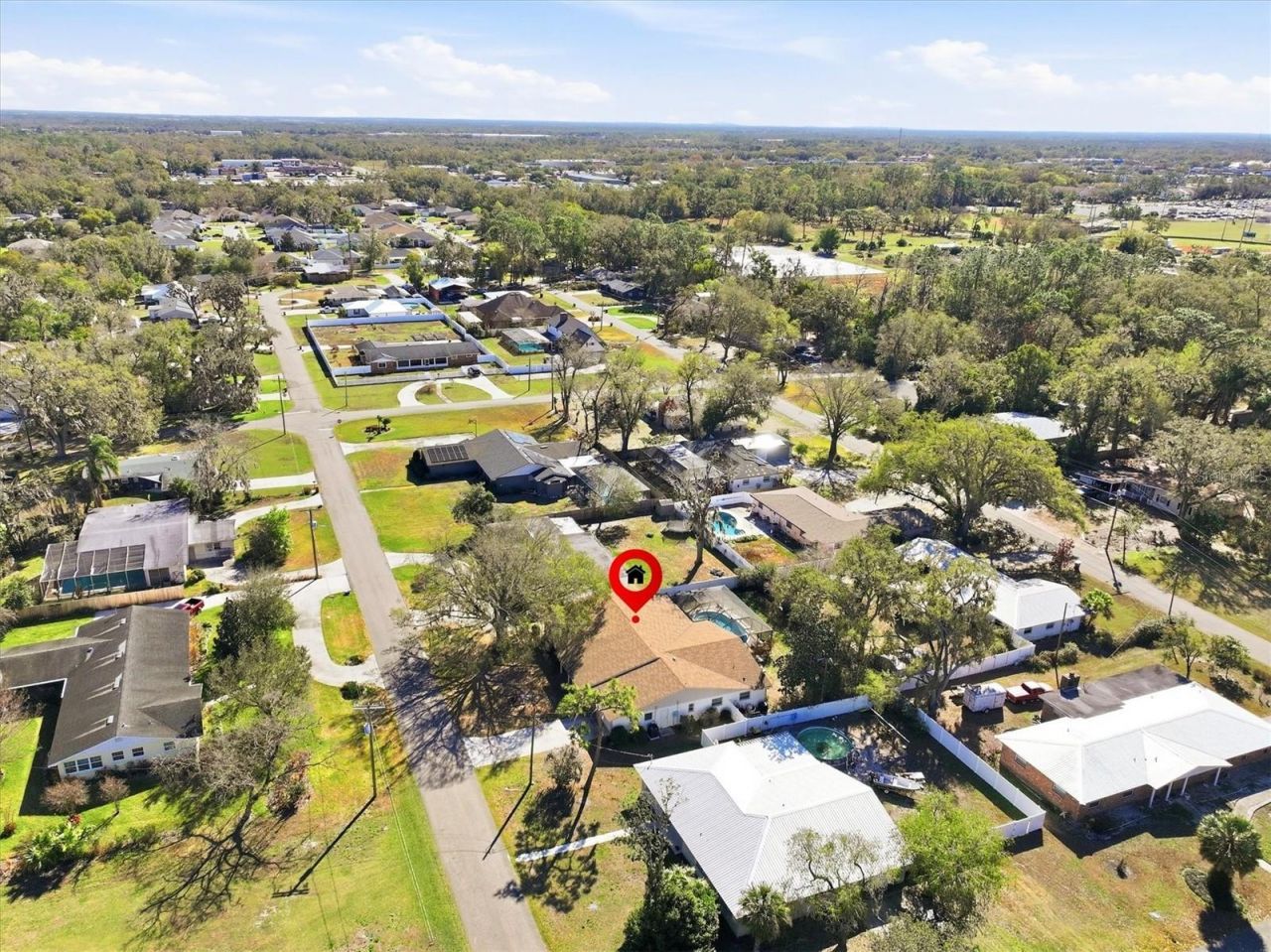 807 W Russell Drive , Plant City, FL 33563 Photo