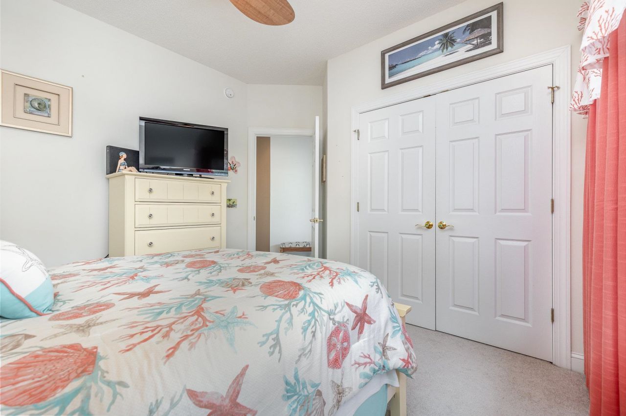 5056 Glenbrook Dr.  Photo 10