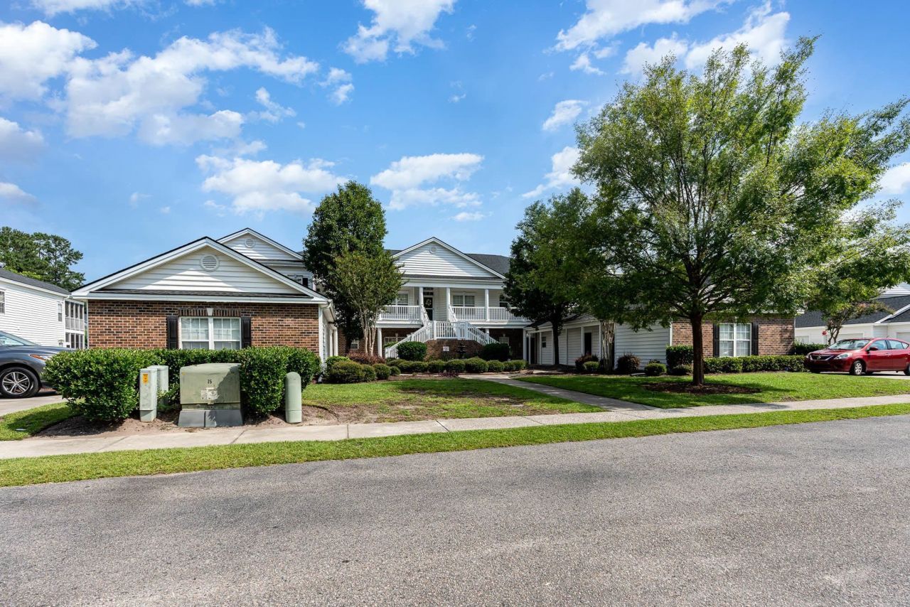 5056 Glenbrook Dr.  Photo 4