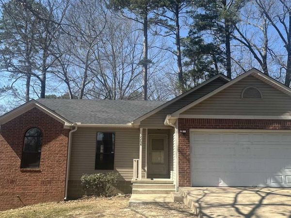 2208 Singleton Cove, Little Rock, AR 72204