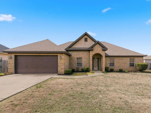 5502 Glenn Cove, Bryant, AR 72022