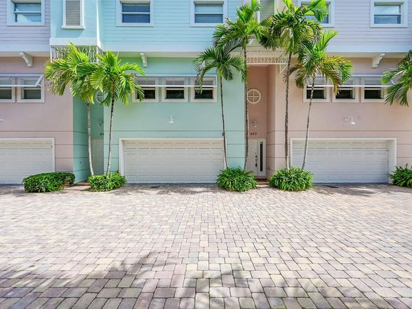 453 NE 1st St, Pompano Beach, FL 33060