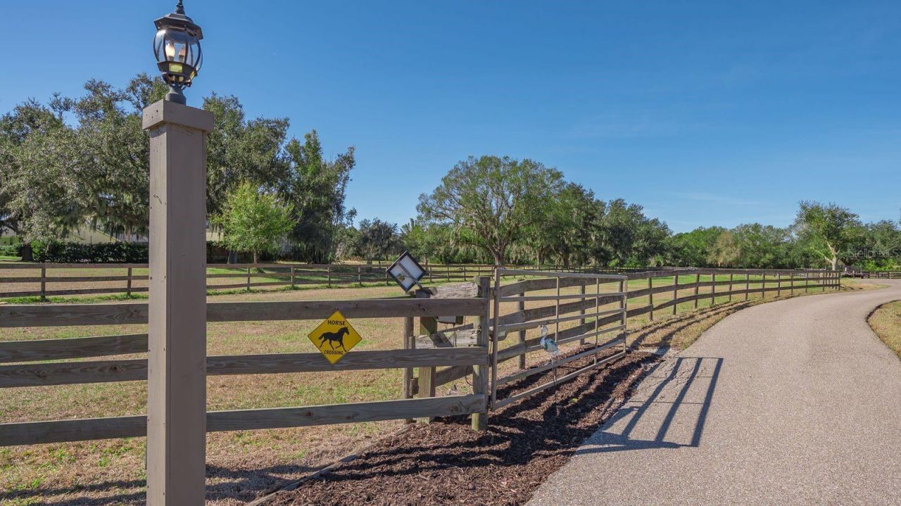 7610 Saddle Creek Trail, Sarasota, FL 34241 Photo
