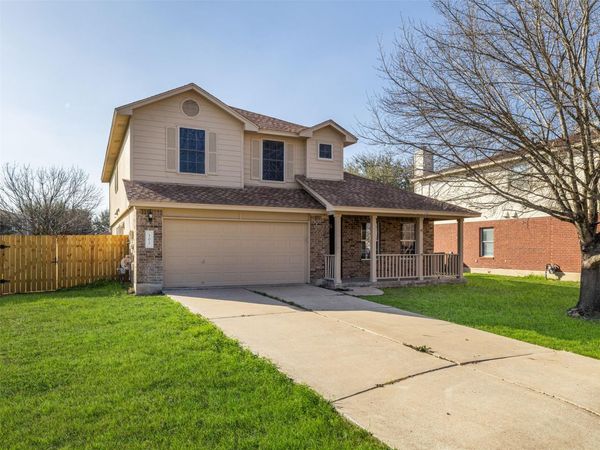 102 Erin CV, Hutto, TX 78634