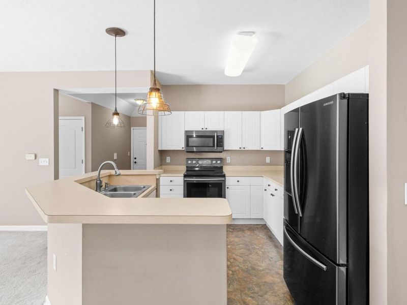 643 Spring Valley, Lewis Center, OH 43035 Photo 12