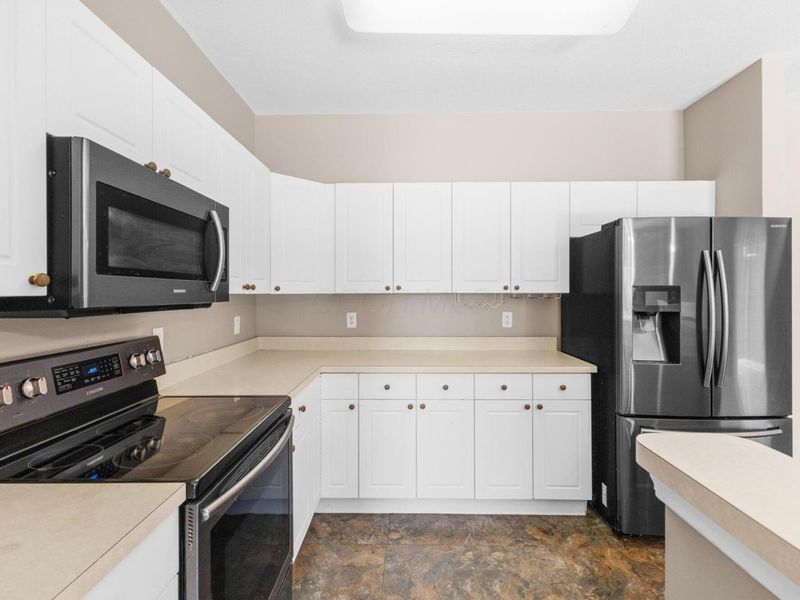 643 Spring Valley, Lewis Center, OH 43035 Photo 13