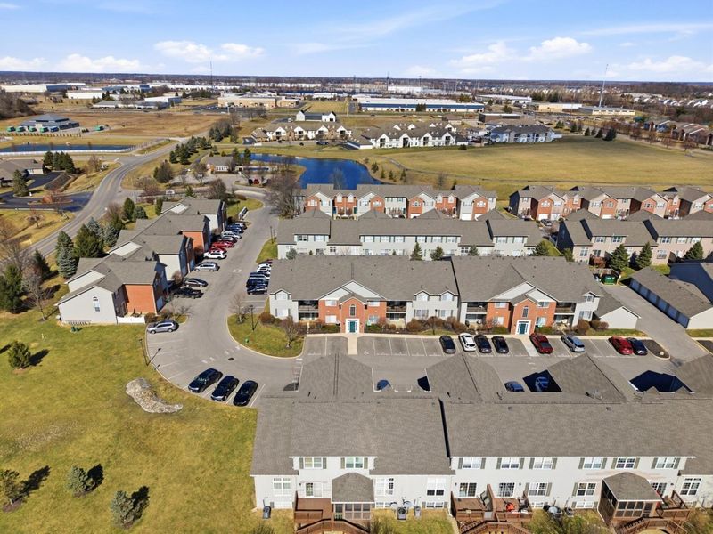 643 Spring Valley, Lewis Center, OH 43035 Photo 3