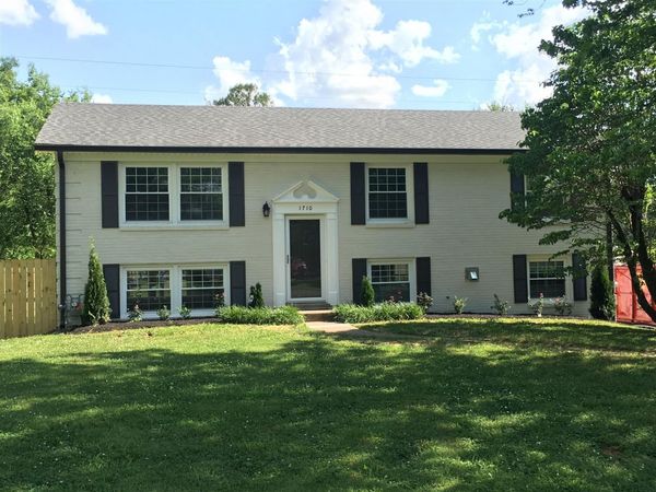 1710 Clydeway Dr, Murfreesboro, TN 37130