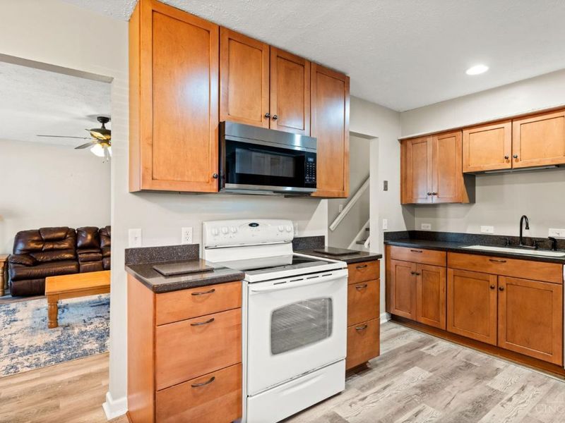 4775 Timberknoll Drive, Union Twp, OH 45244 Photo 12