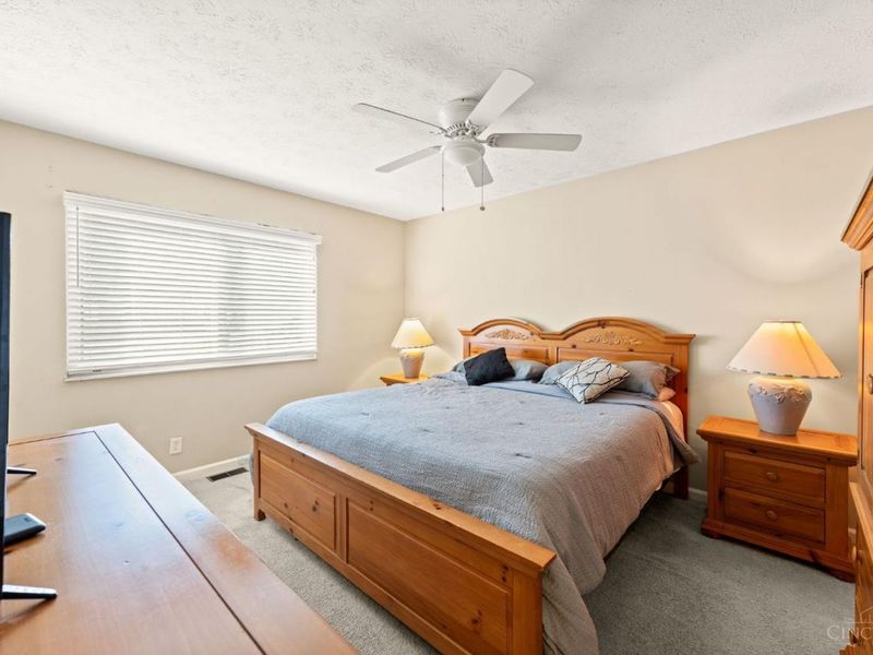 4775 Timberknoll Drive, Union Twp, OH 45244 Photo 23