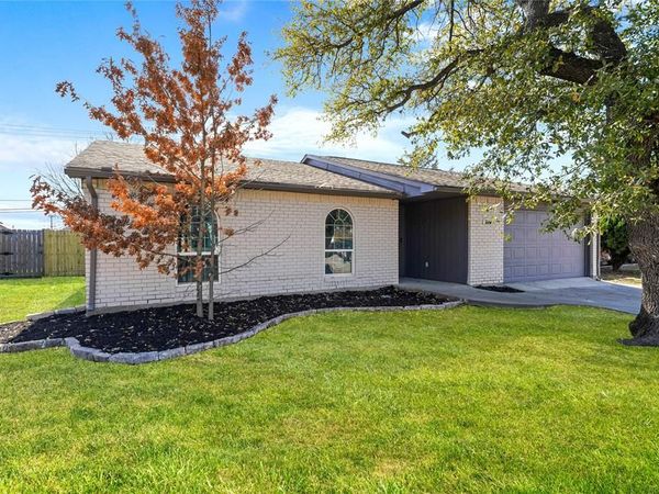 5516 Maple Lane, Rowlett, TX 75089