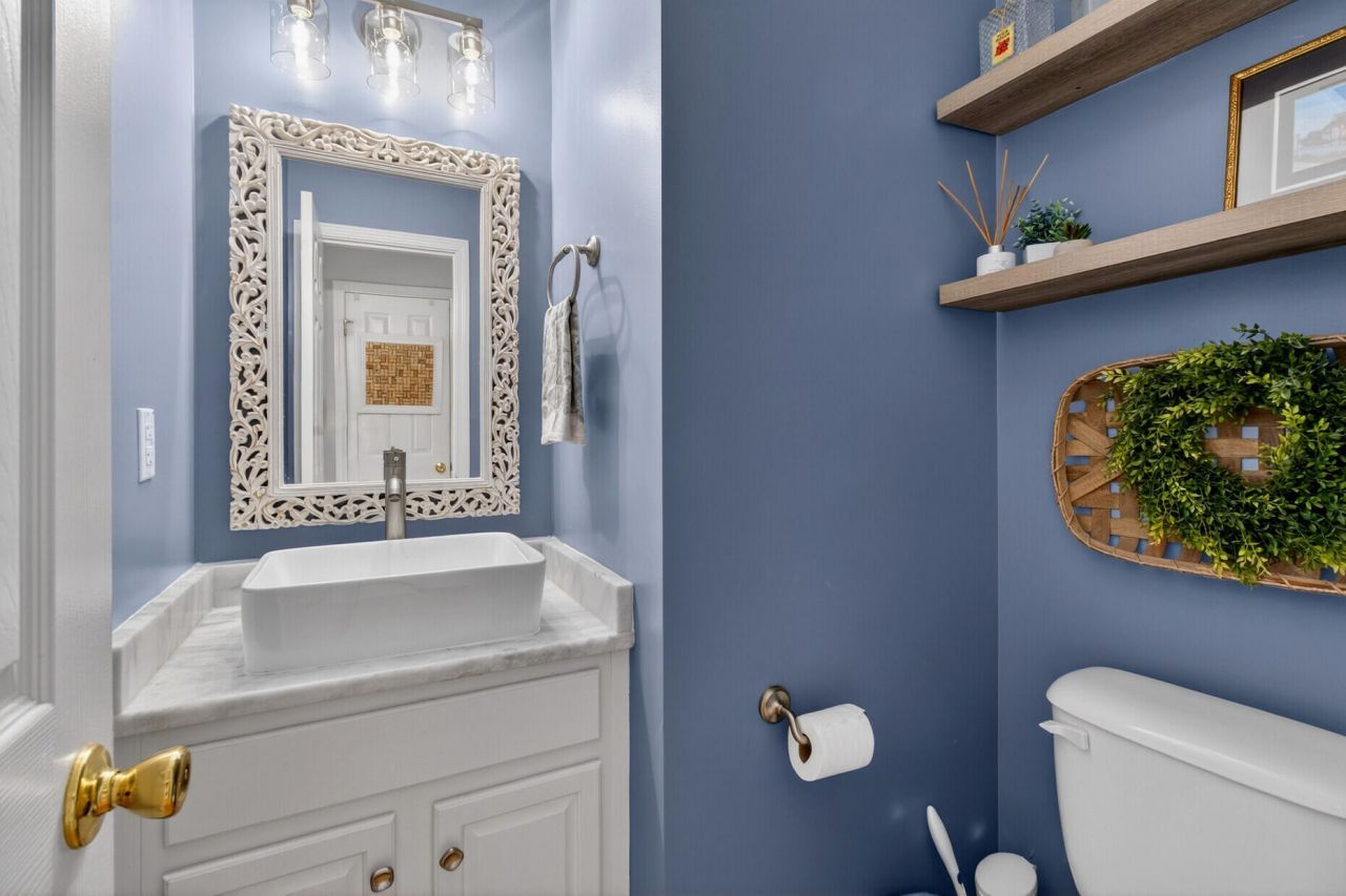 1425 Water Edge Drive Photo 16