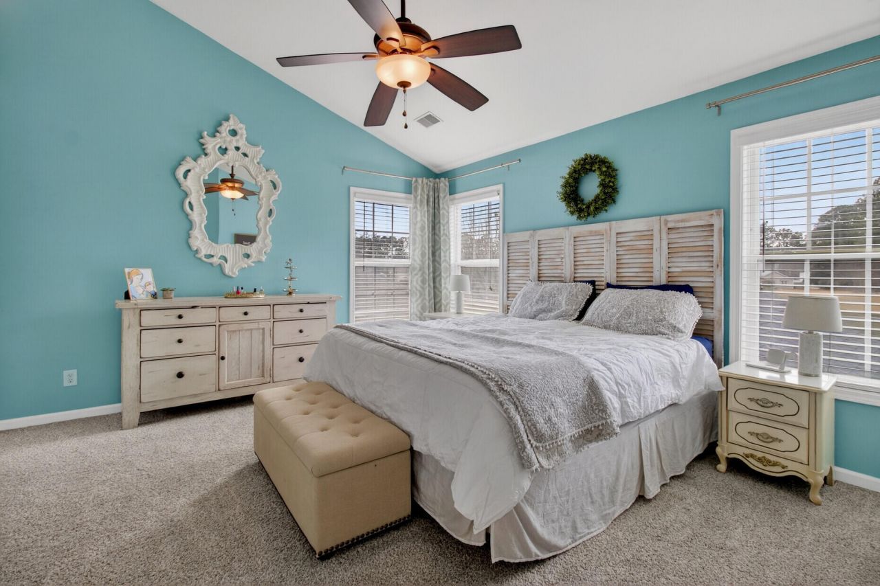 1425 Water Edge Drive Photo 18