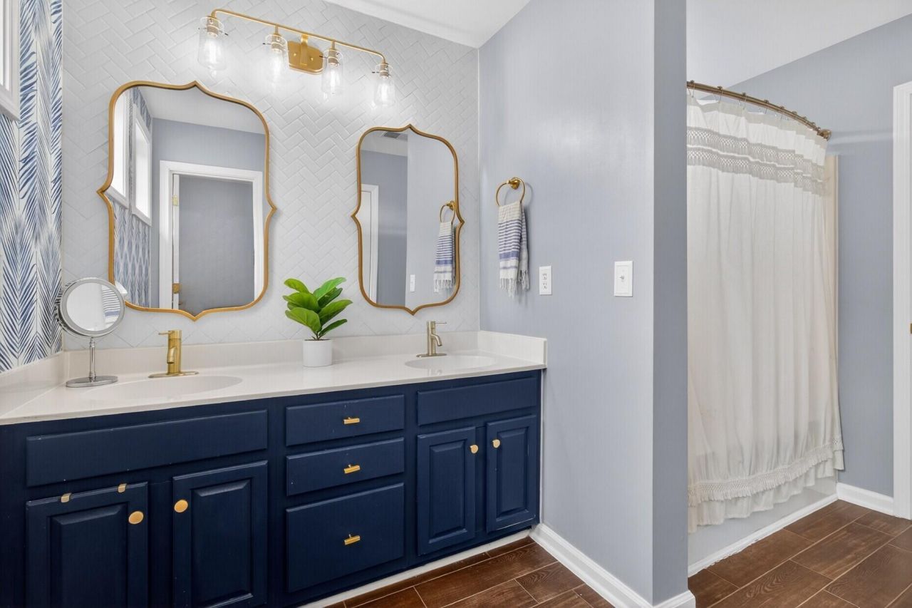 1425 Water Edge Drive Photo 22