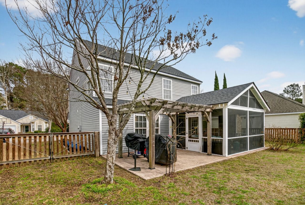 1425 Water Edge Drive Photo 35