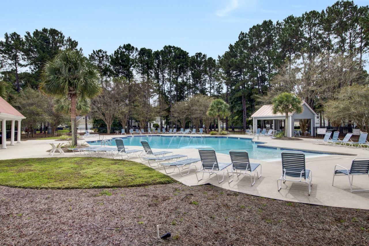 1425 Water Edge Drive Photo 45