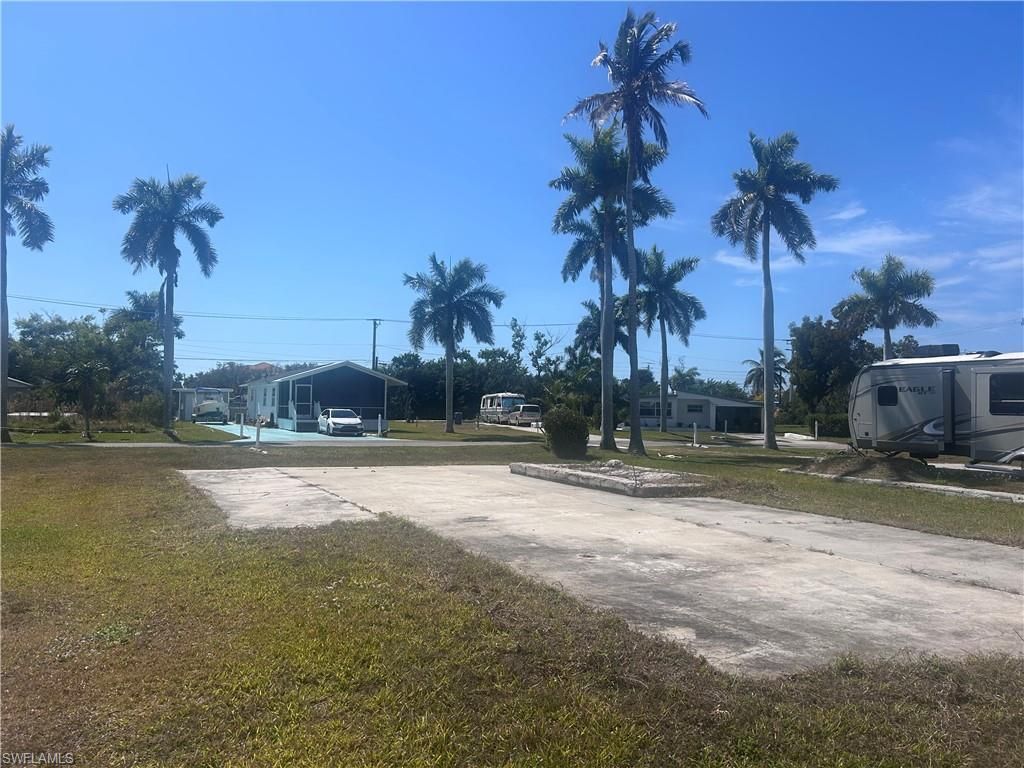 13190 Point Breeze Dr, Fort Myers, FL 33908 Photo