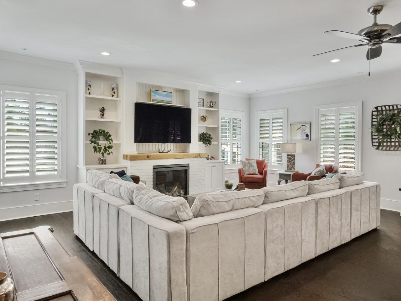 5217 Oak Cove Lane Photo 12