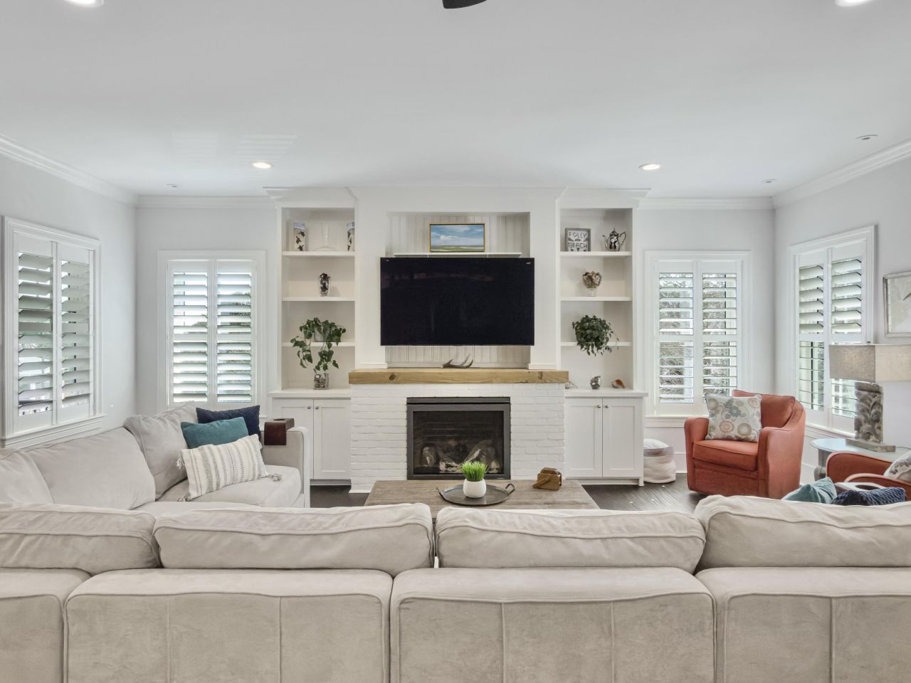 5217 Oak Cove Lane Photo 5