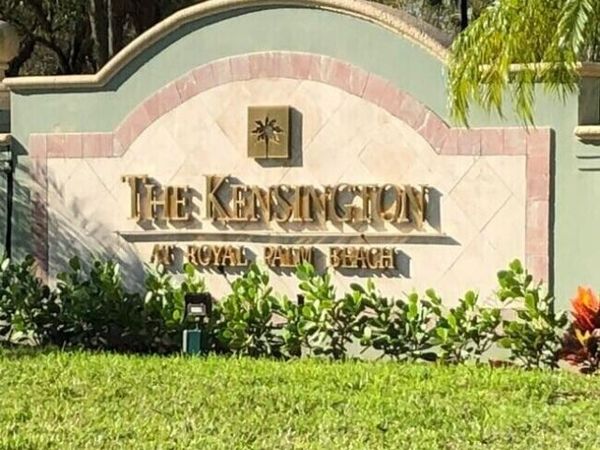310 Crestwood Circle, Unit 101, Royal Palm Beach, FL 33411