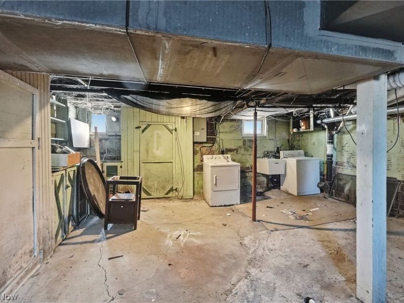 1820 Malasia Road, Akron, OH 44305 Photo 21