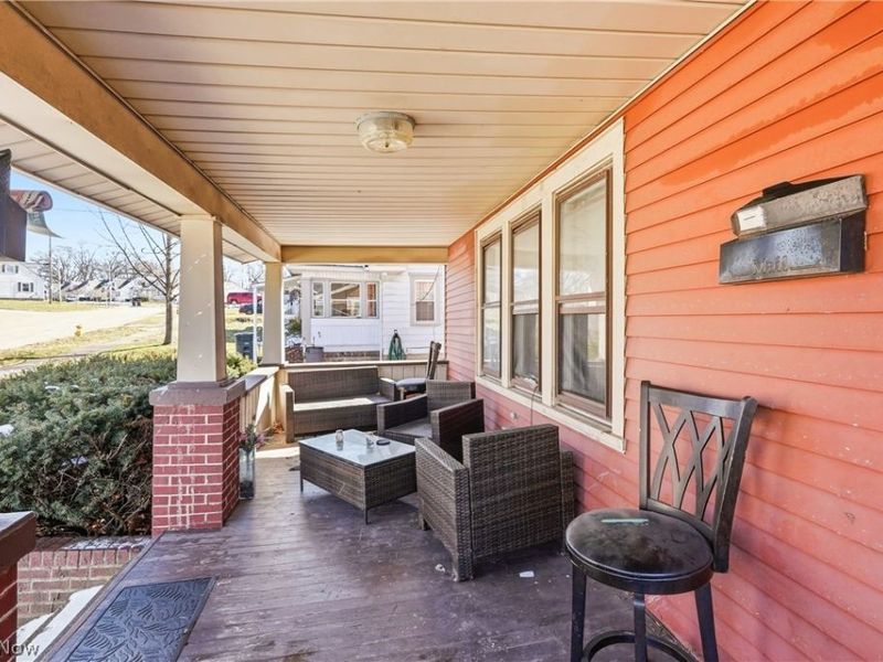 1820 Malasia Road, Akron, OH 44305 Photo 3