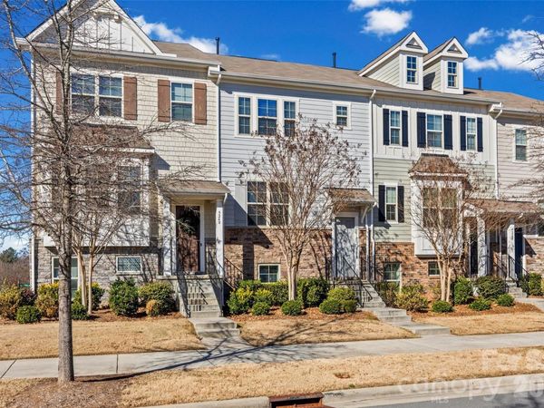 9236 Ainslie Downs Street, Charlotte, NC 28273