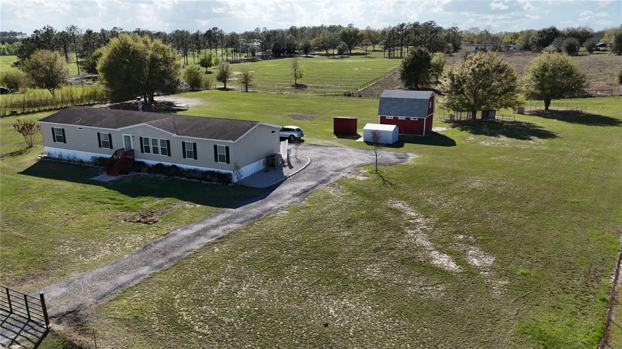8009 Sergeant Pepper Dr, Howey in the Hills, FL 34737 Photo