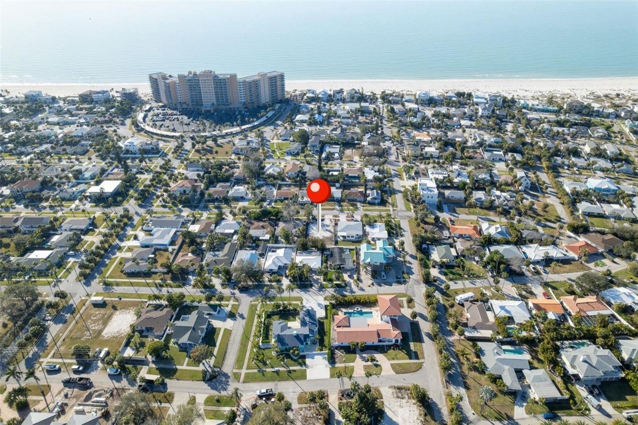 925 Lantana Avenue, Clearwater Beach, FL 33767 Photo