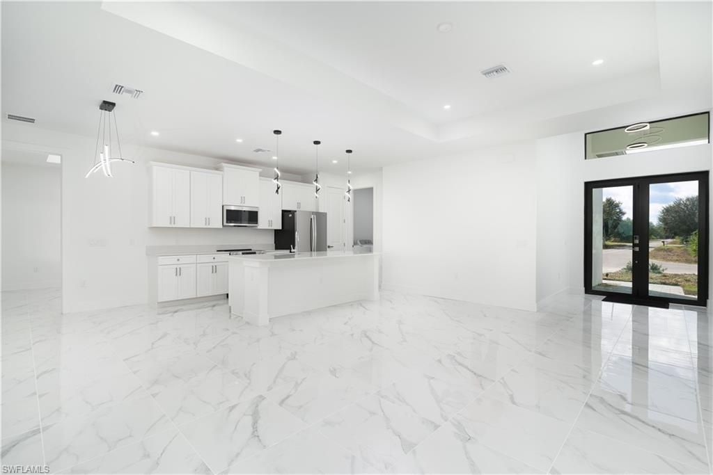 529 Theodore Vail St E, Lehigh Acres, FL 33974 Photo