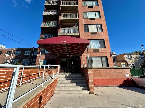 87-14 57th Road, Unit 5A, Elmhurst, NY 11373