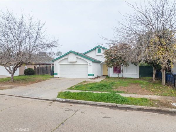 1674 Casuga Court, Orange Cove, CA 93646