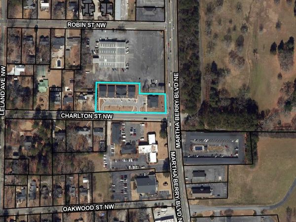 6 Charlton St NW, Rome, GA 30165