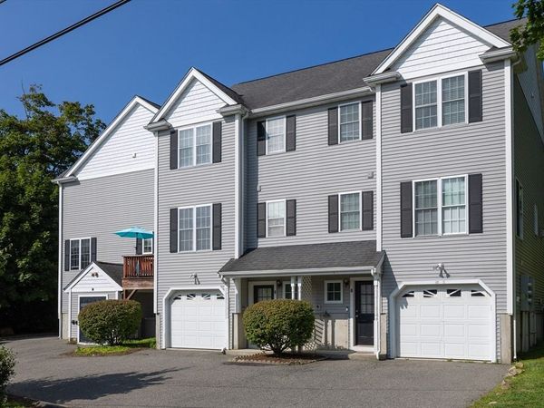 52 Packards Ln, Unit 4, Quincy, MA 02169