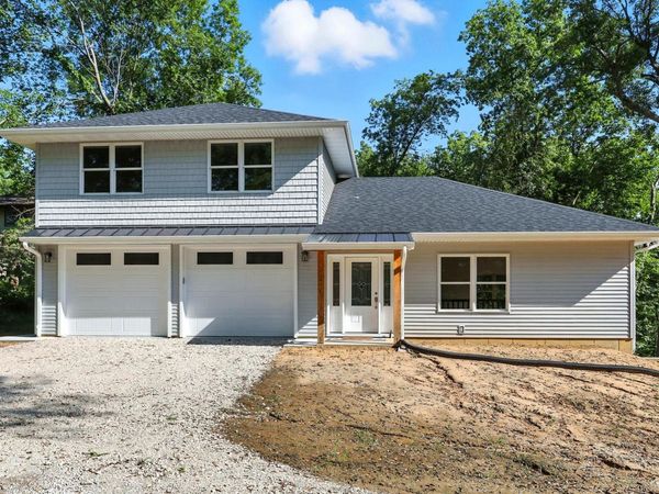 3303 Valley Drive, Geneseo, IL 61254