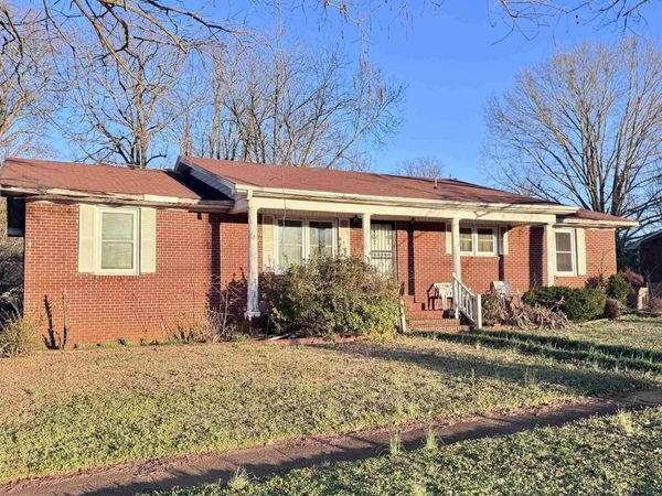 604 Memorial Drive SW, Decatur, AL 35601