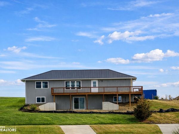1000 Lake Circle, Ellston, IA 50074