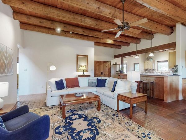 33 Black Canyon Road, Santa Fe, NM 87508