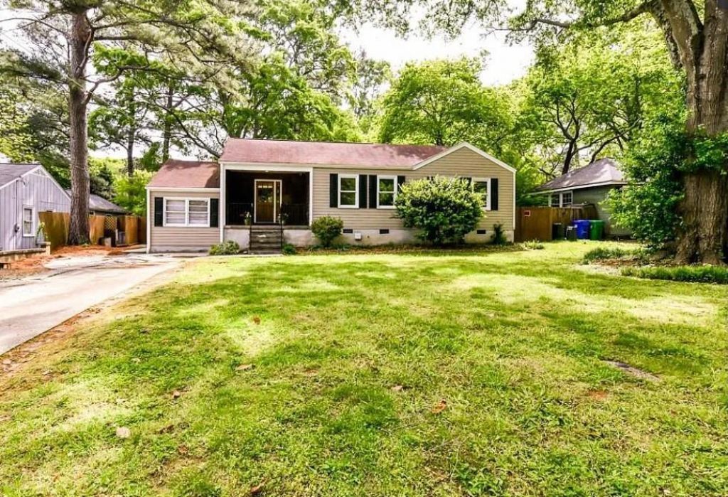 755 Scott Circle, Decatur, GA 30033 Main Photo