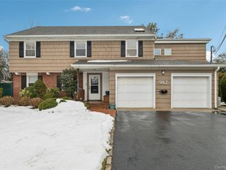 982 Clark Place Woodmere, NY 11598