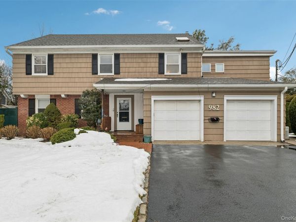982 Clark Place , Woodmere, NY 11598