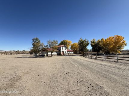 30 E Tognoli Lane, Yerington, NV 89447 Photo