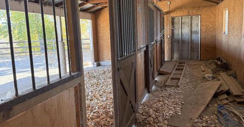 30 E Tognoli Lane, Yerington, NV 89447 Photo