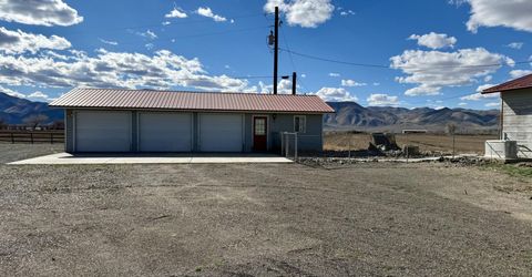 30 E Tognoli Lane, Yerington, NV 89447 Photo